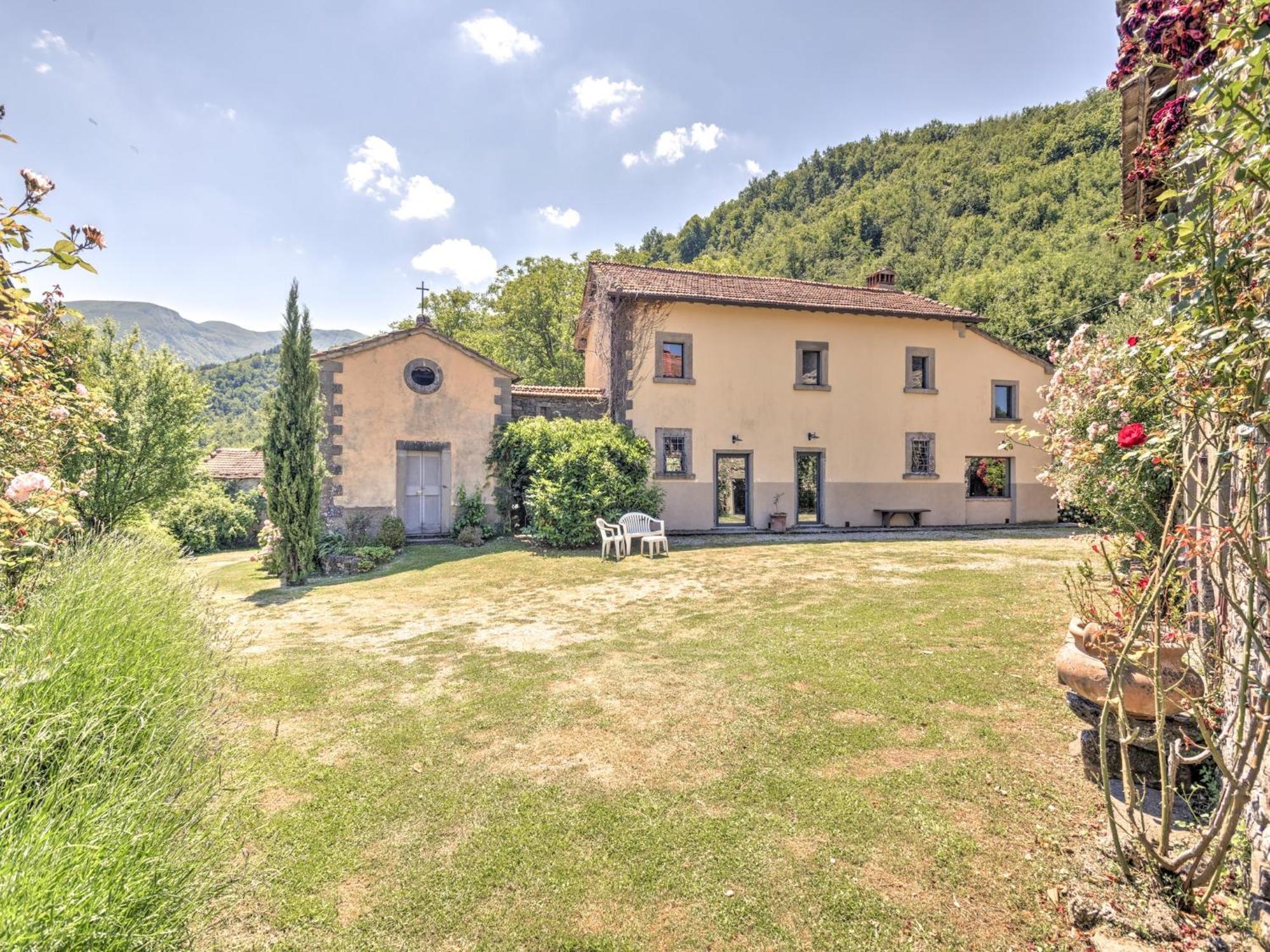 Comfy Home In San Godenzo With Lake Nearby Kültér fotó