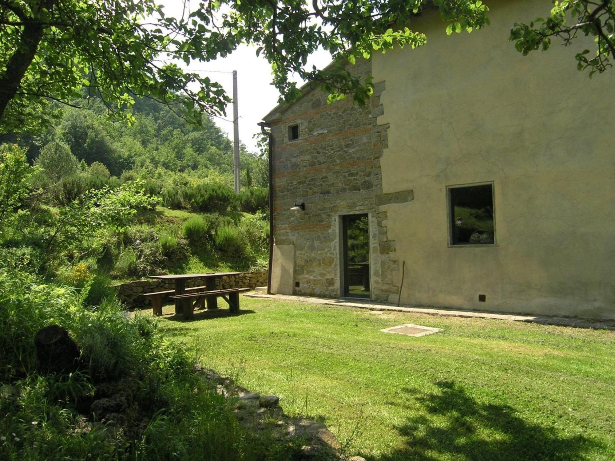 Comfy Home In San Godenzo With Lake Nearby Kültér fotó